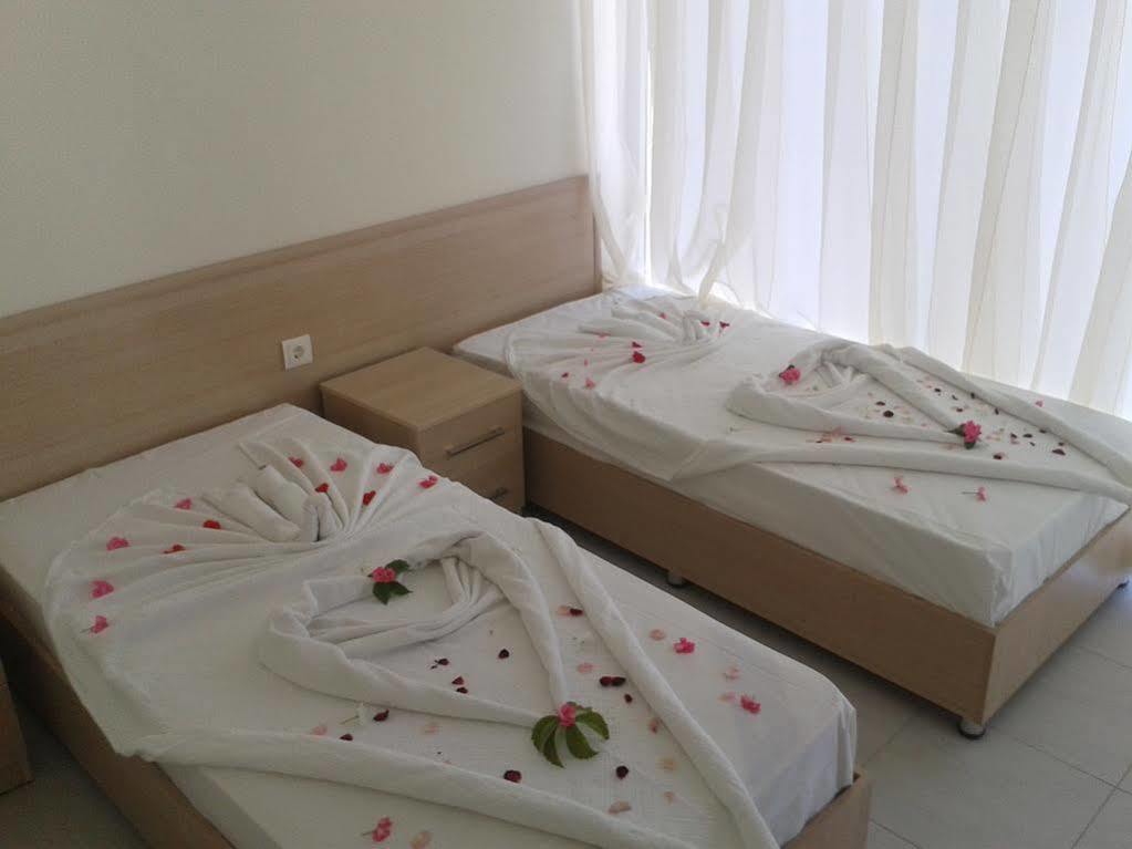 Creston Hotel 3*